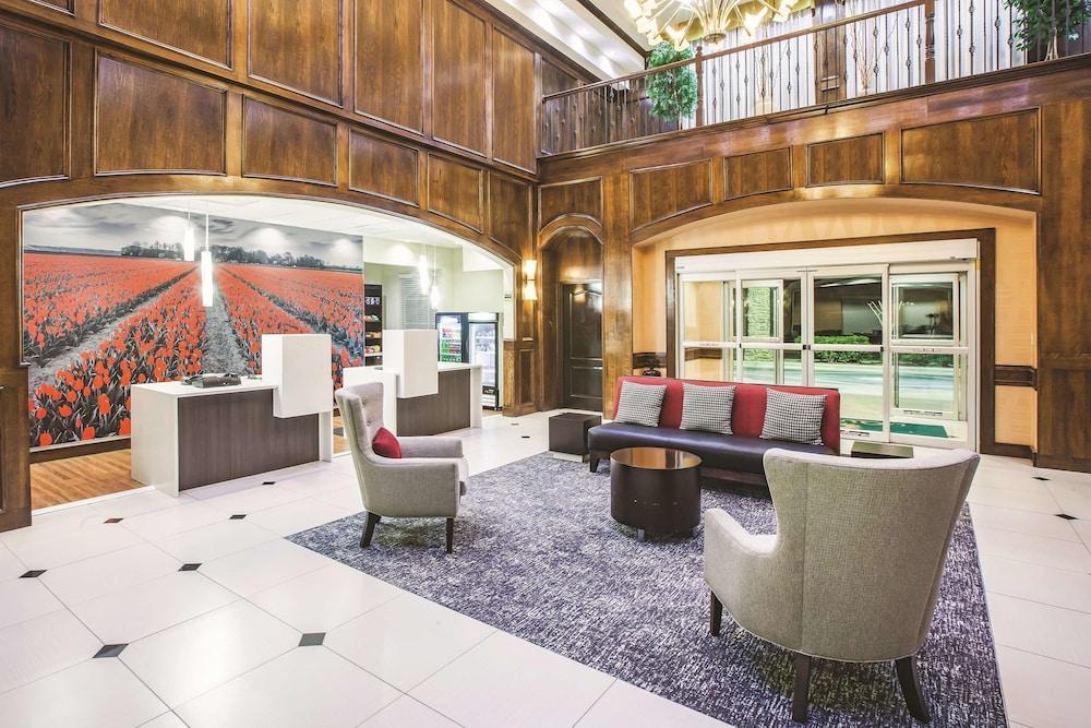 La Quinta By Wyndham Allen At The Village Экстерьер фото